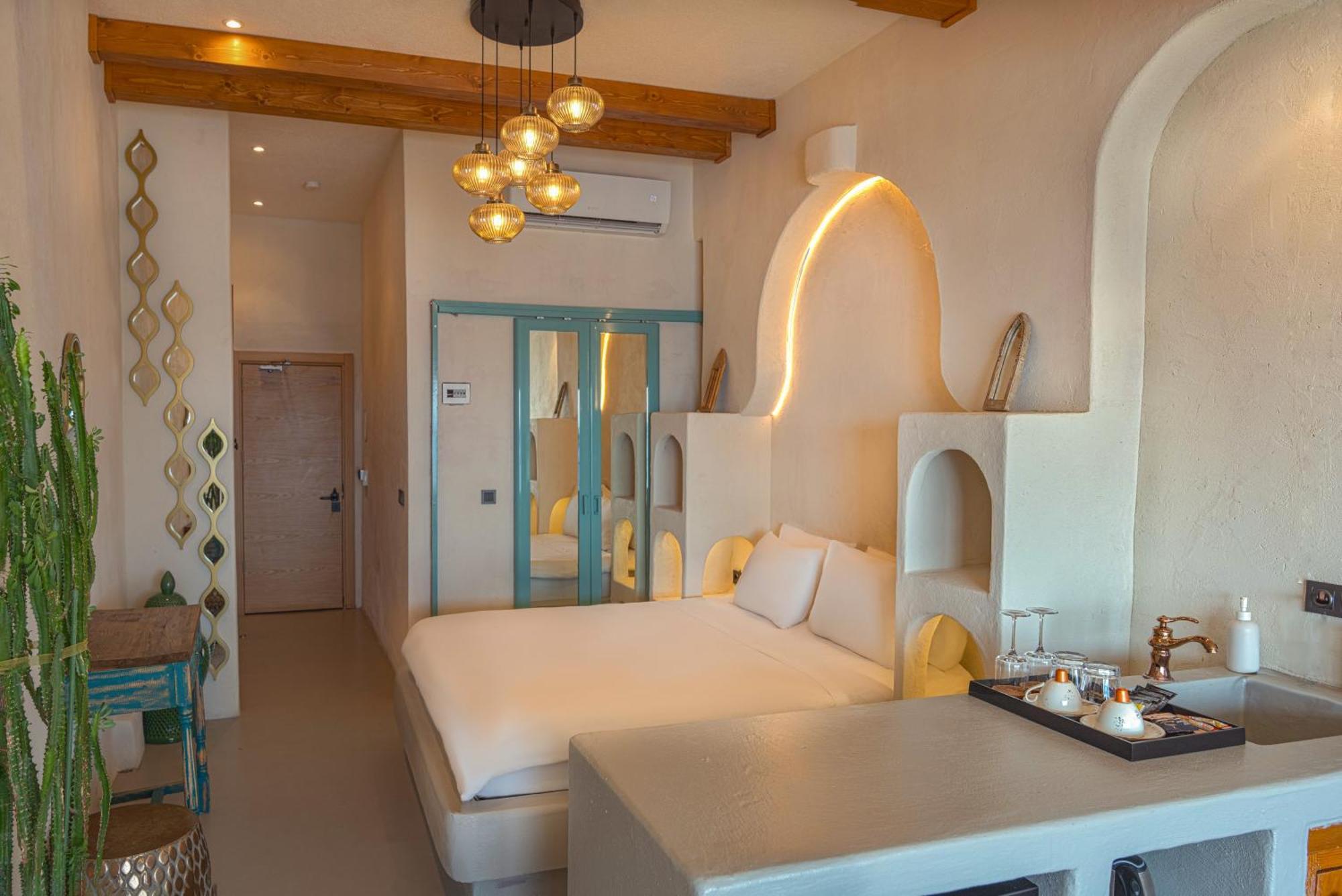 Churchill Townhouse Bodrum ภายนอก รูปภาพ